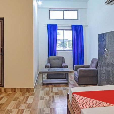 Spot On Jp Guest House Kaharpara Dış mekan fotoğraf