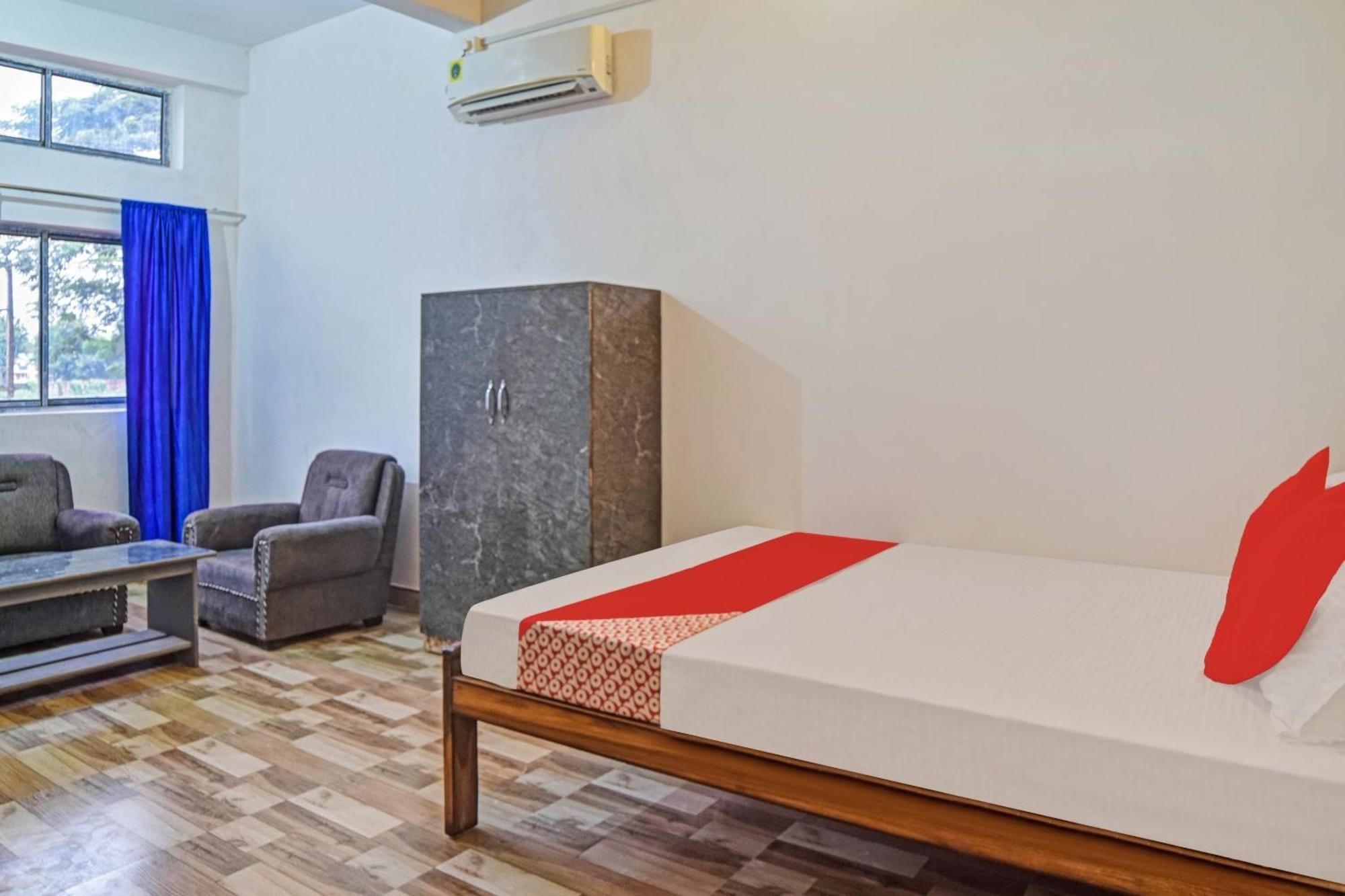 Spot On Jp Guest House Kaharpara Dış mekan fotoğraf