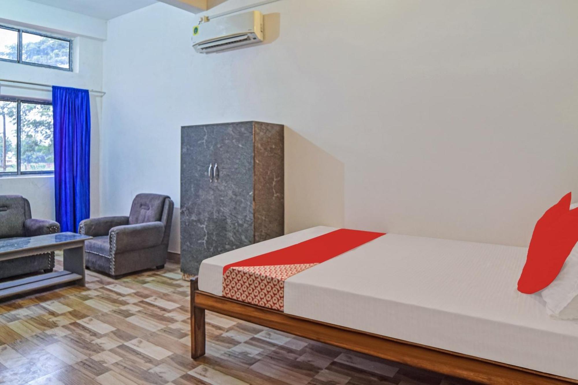 Spot On Jp Guest House Kaharpara Dış mekan fotoğraf